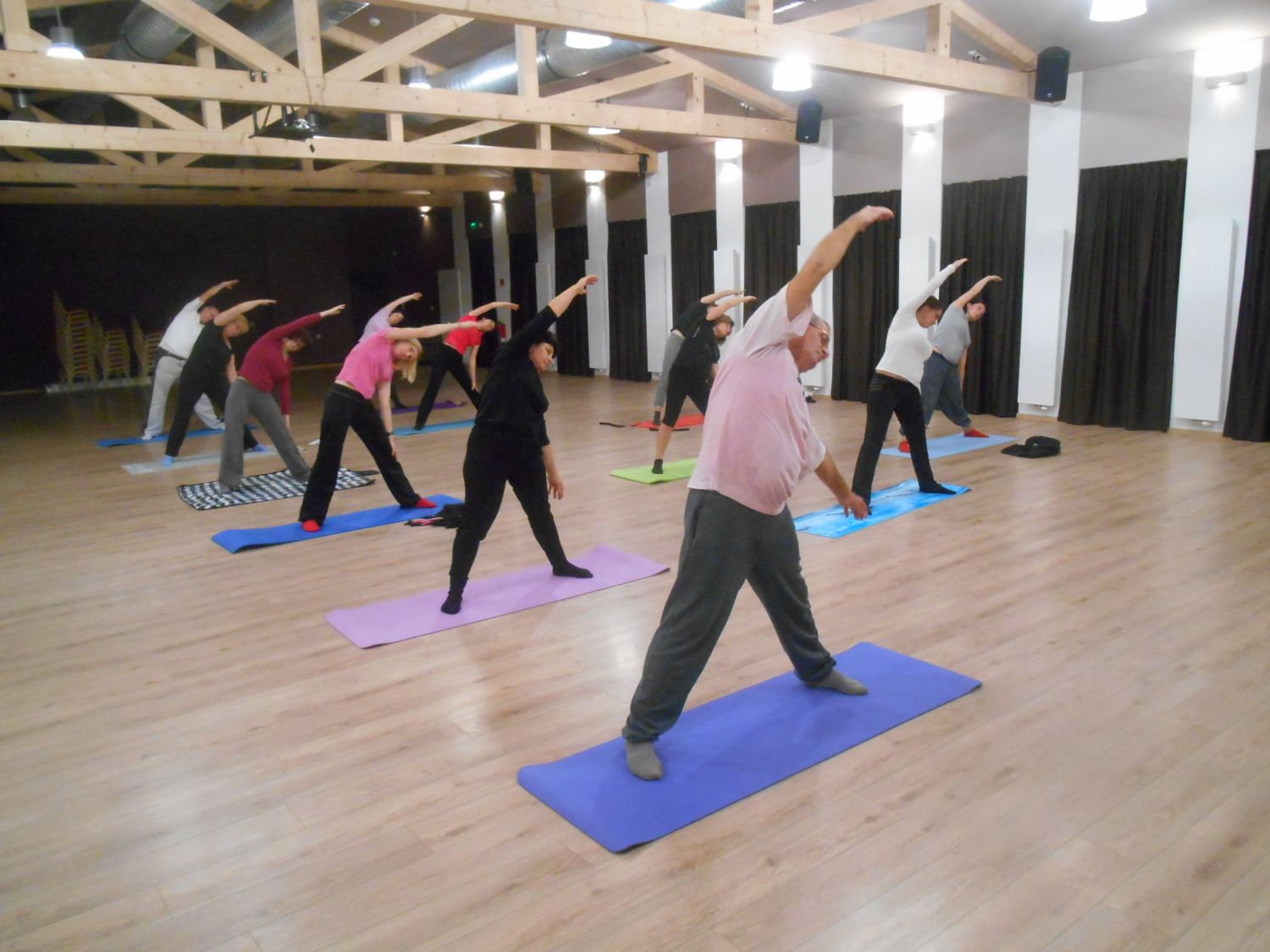 Joga vo Vajnoroch
klik - zväčší sa